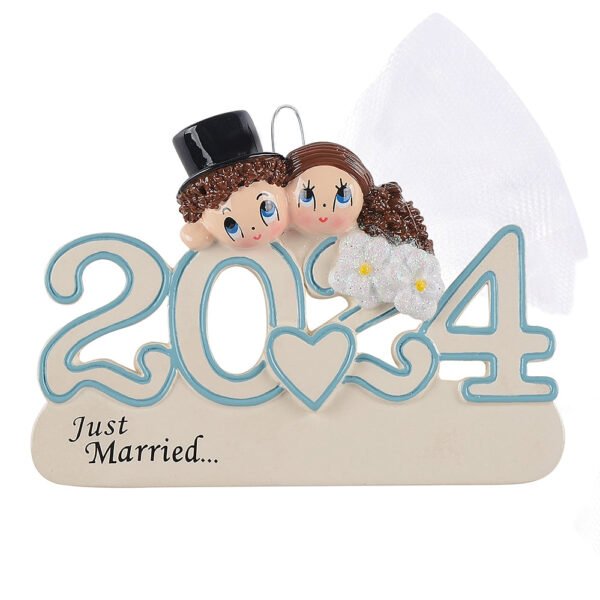 Personalized 2024 Dated Wedding Couple Ornament - Image 2